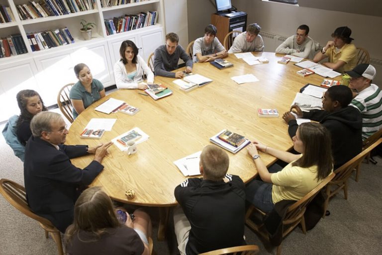 Lunch and Learn: Teaching Discussion-based Classes | The Innovative ...